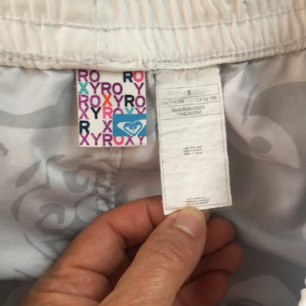 2pair Roxy Shorts - image 2
